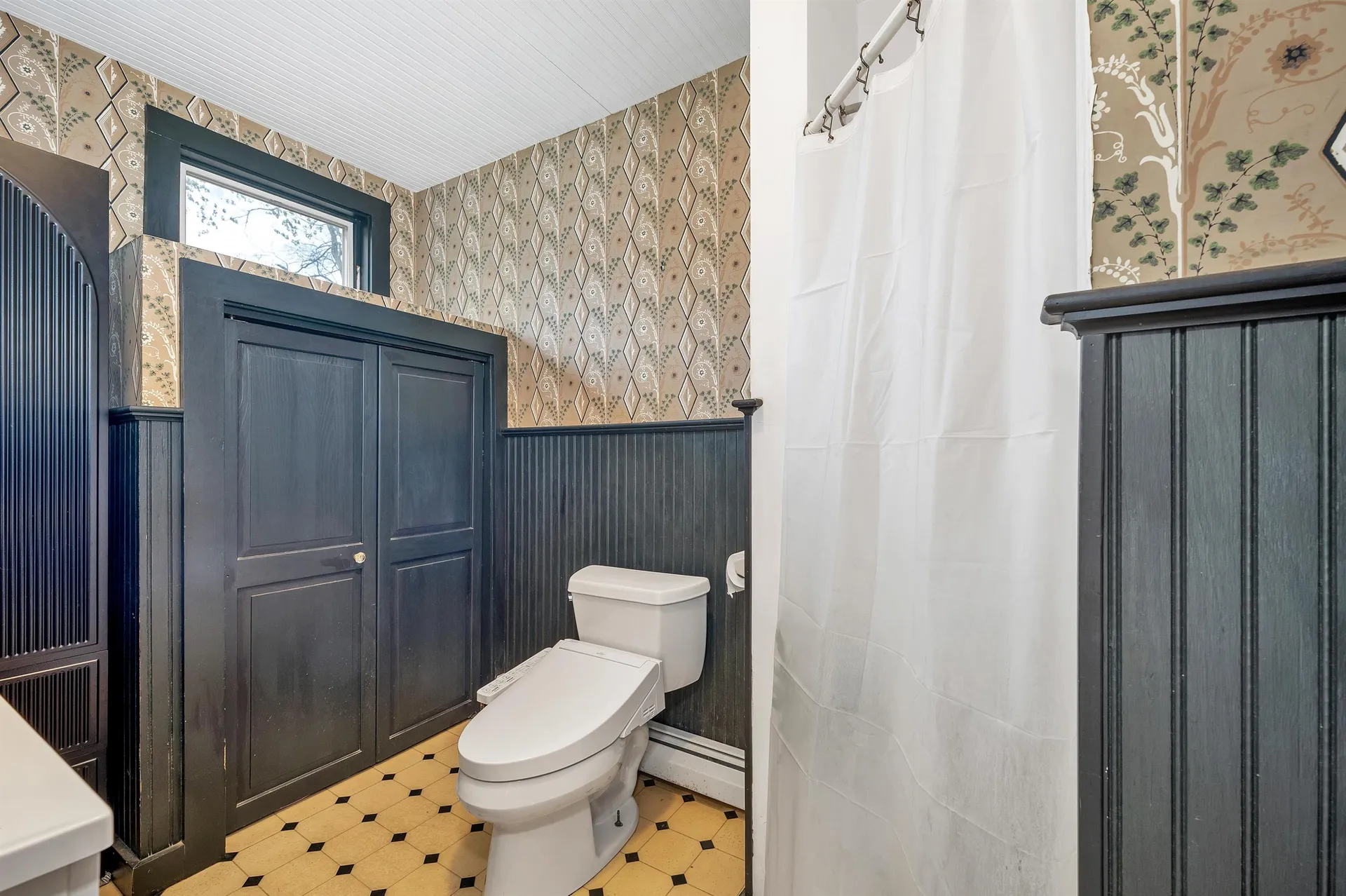 6 South Street Lebanon NH 03766