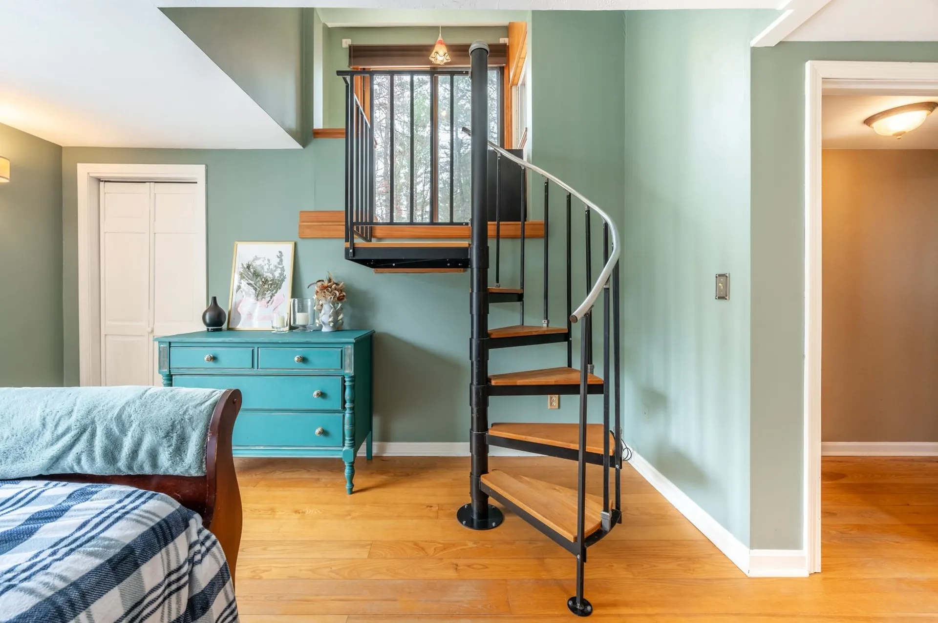 223 Cross Road Goshen NH 03752