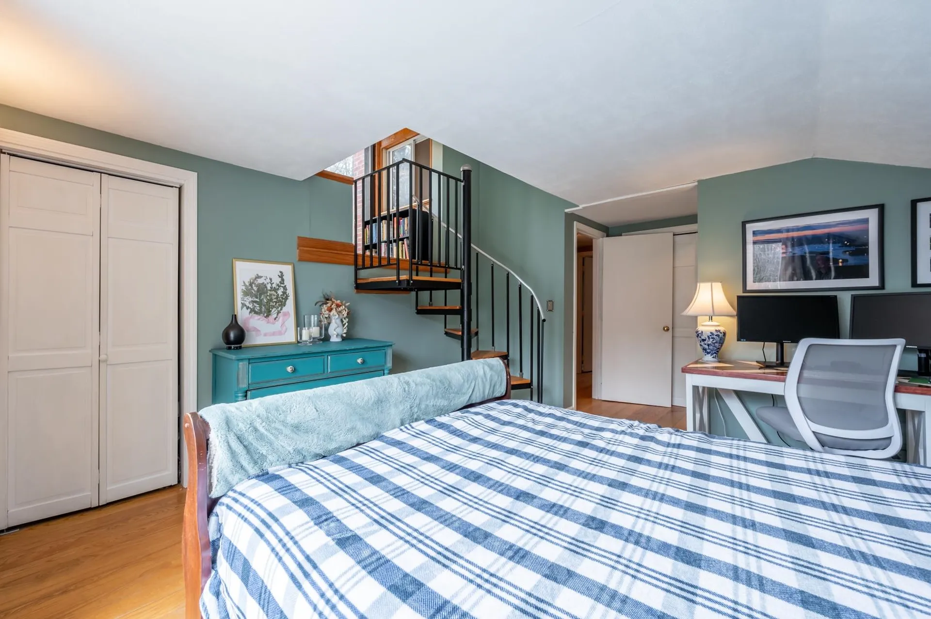 223 Cross Road Goshen NH 03752