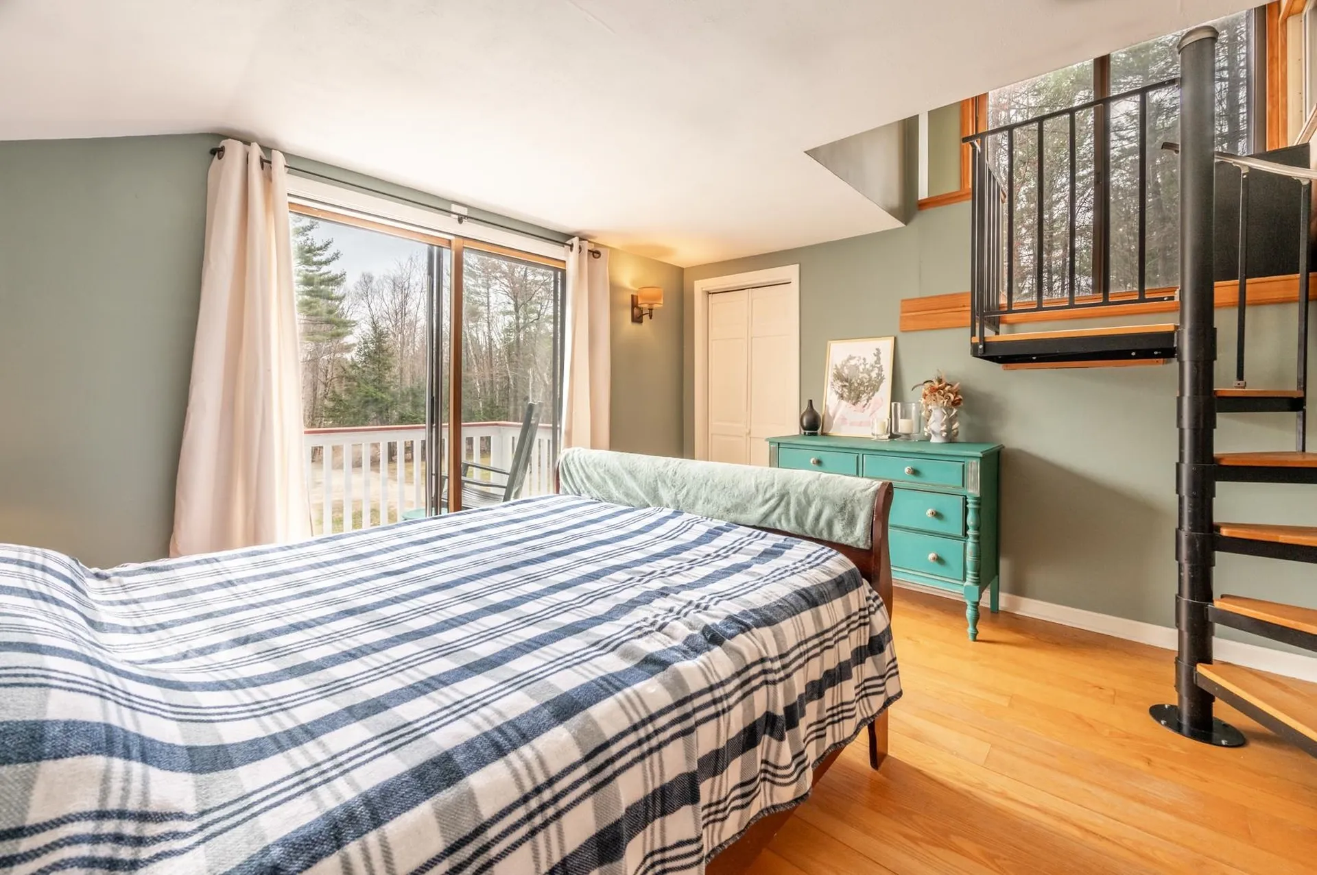 223 Cross Road Goshen NH 03752