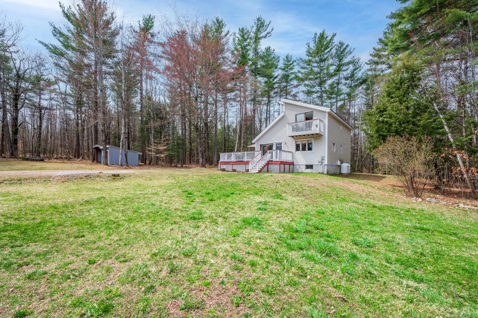 223 Cross Road Goshen NH 03752