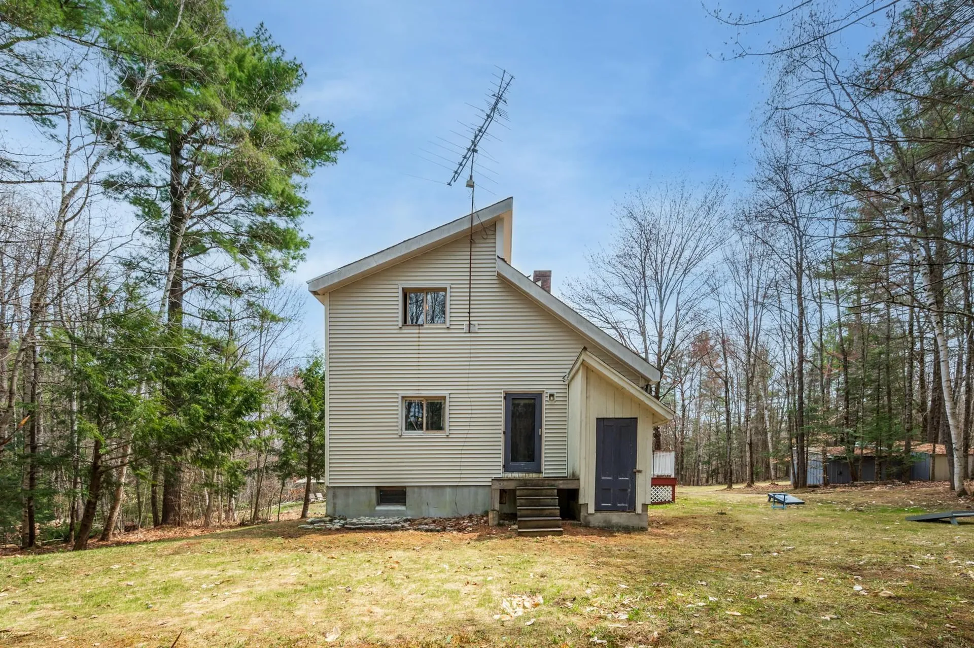 223 Cross Road Goshen NH 03752