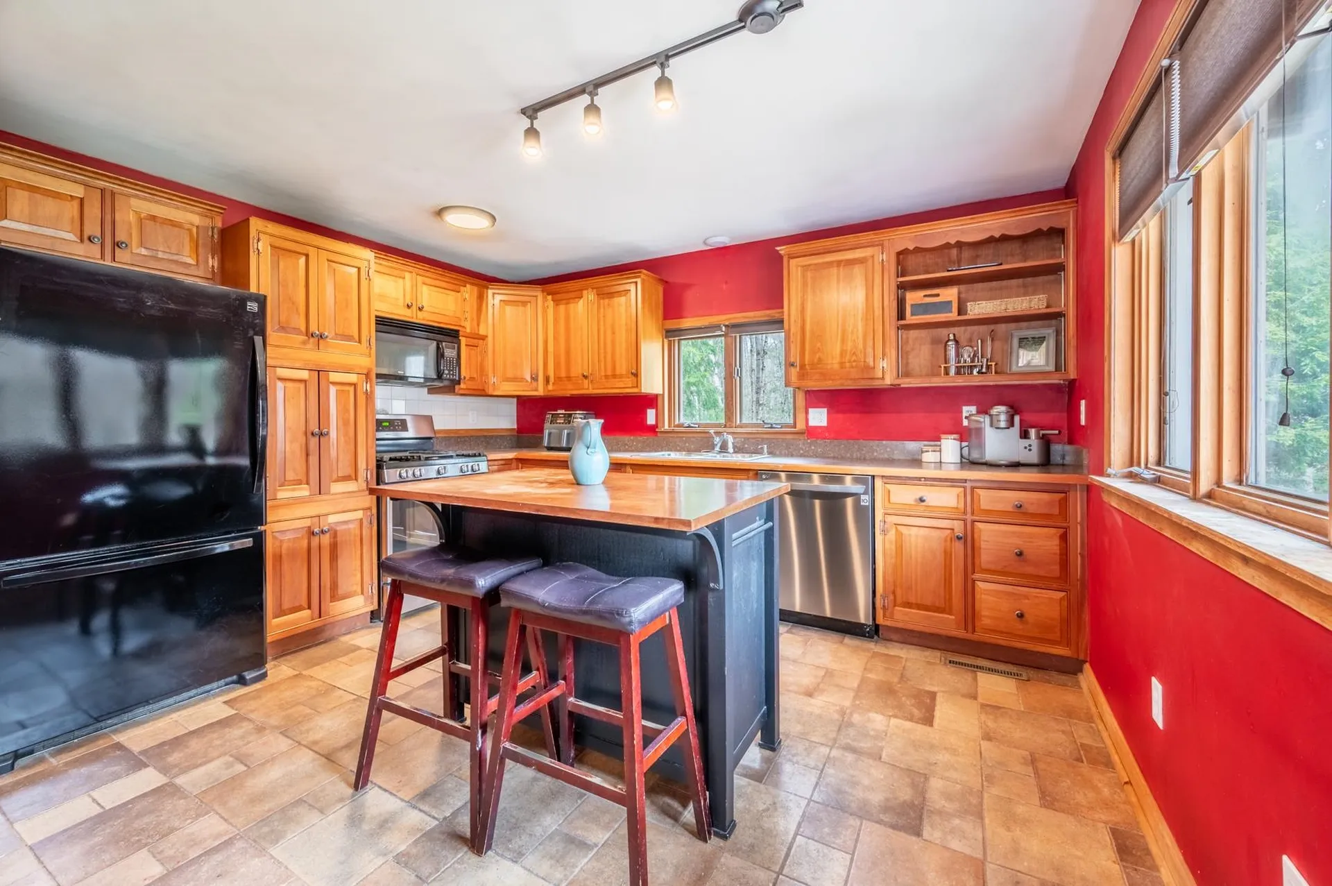 223 Cross Road Goshen NH 03752