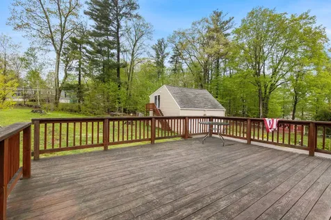 17 Dyson Drive Salem NH 03079
