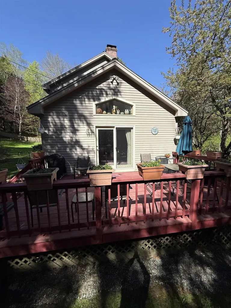 82 Hiram Atkins Byway Hartford VT 05059