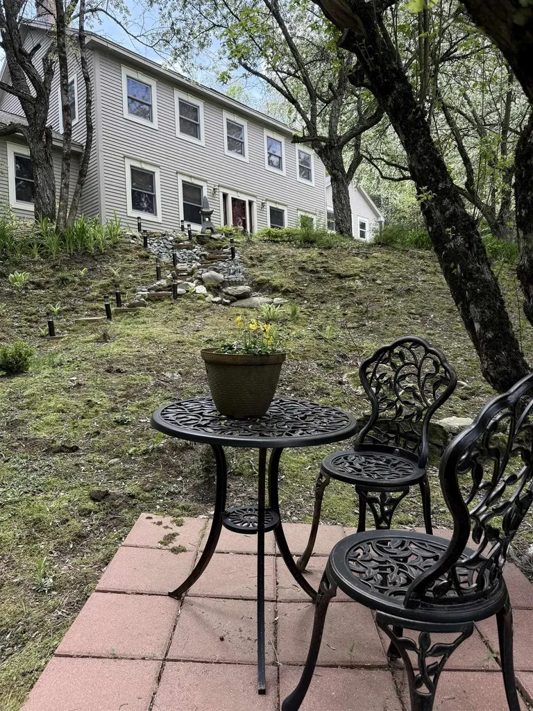 82 Hiram Atkins Byway Hartford VT 05059