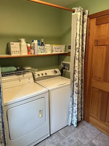 82 Hiram Atkins Byway Hartford VT 05059