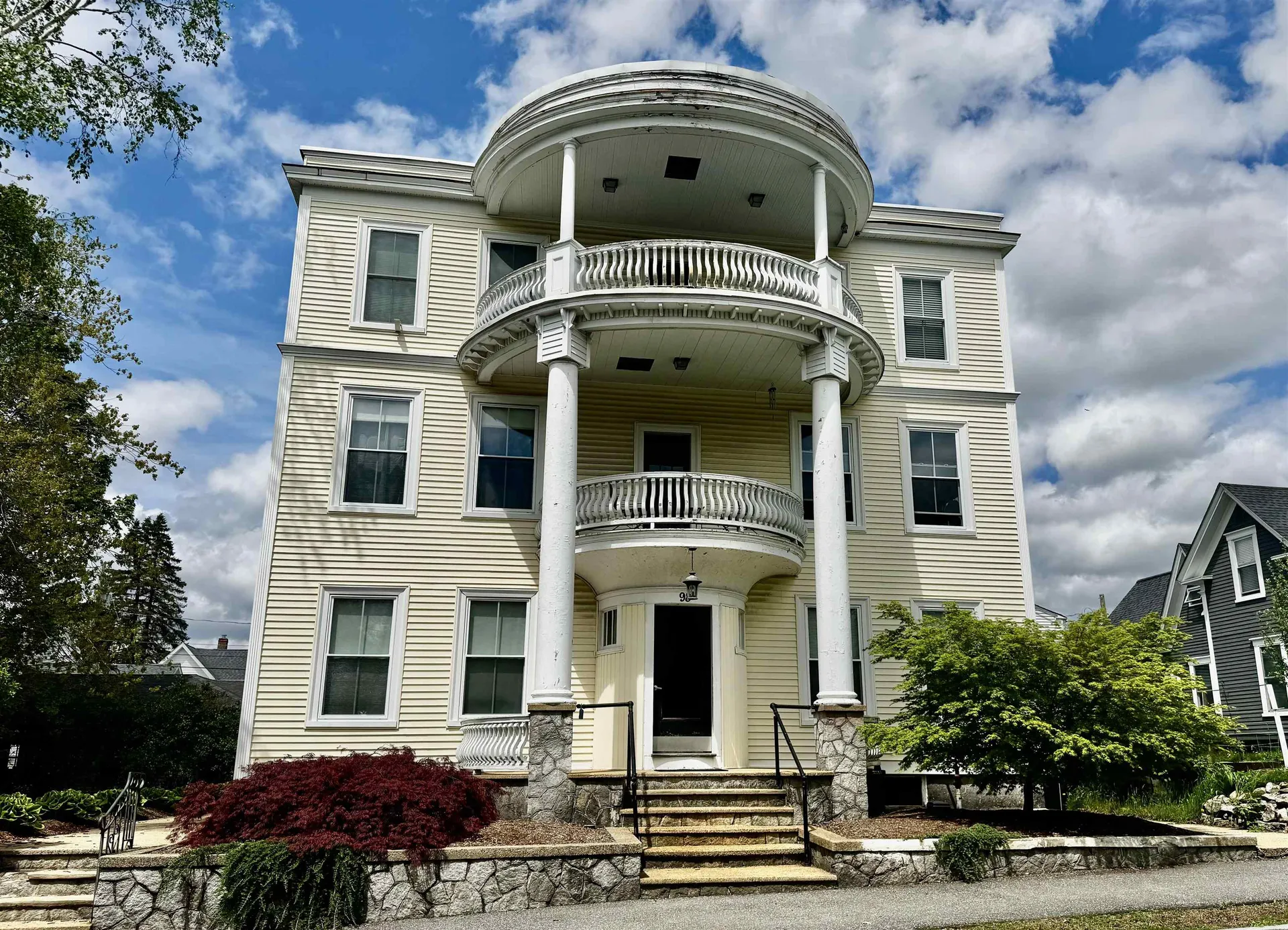 98 Pennacook Street Manchester NH 03102