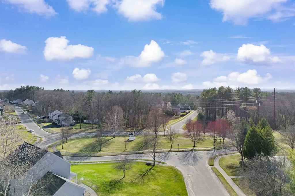 71 Sousa Boulevard Hudson NH 03051