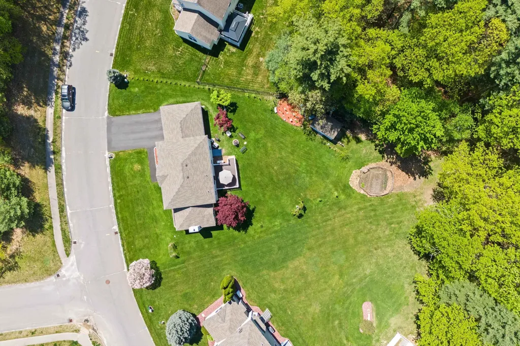 71 Sousa Boulevard Hudson NH 03051