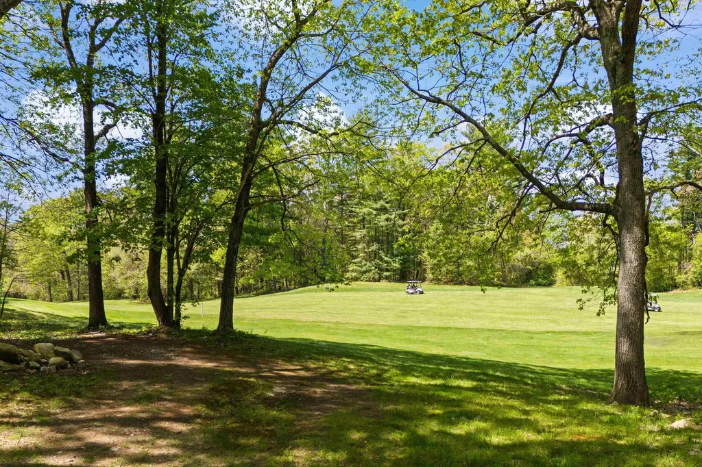 71 Sousa Boulevard Hudson NH 03051
