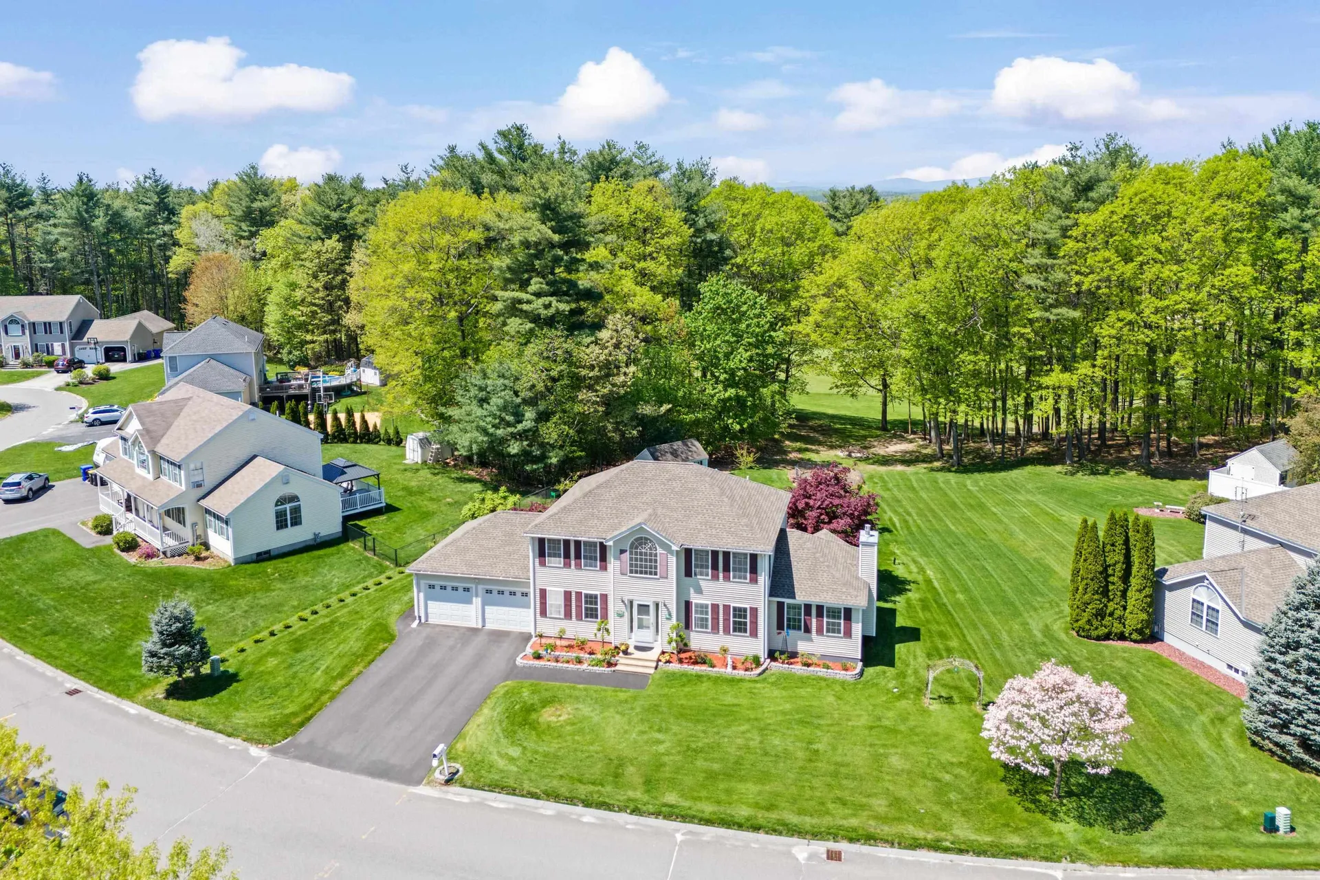 71 Sousa Boulevard Hudson NH 03051
