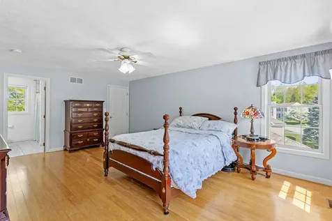 71 Sousa Boulevard Hudson NH 03051