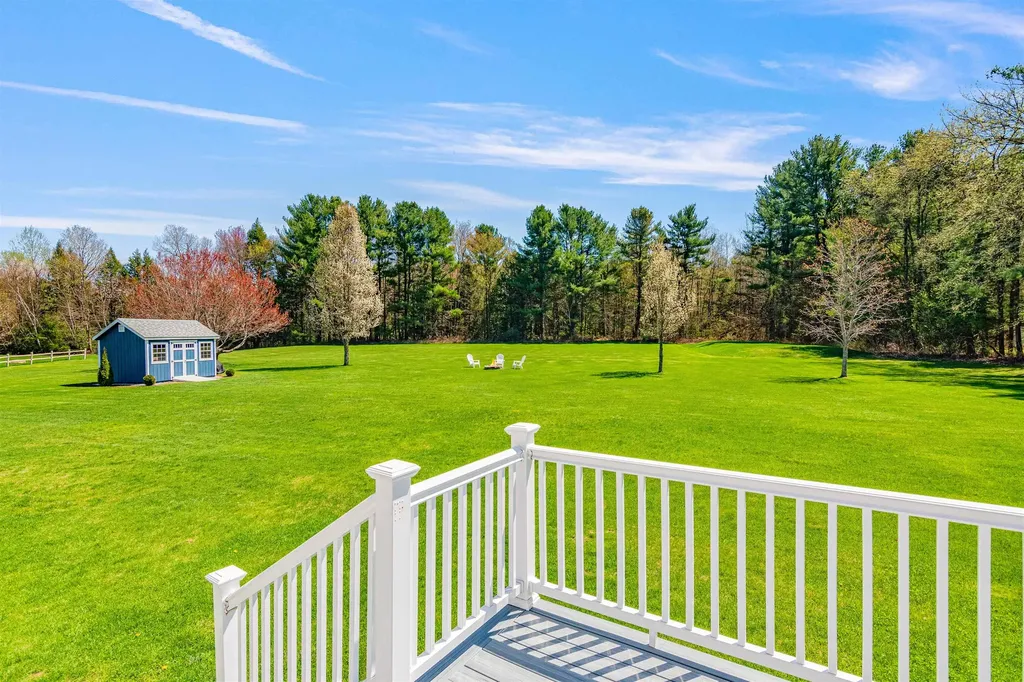 11 Roberts Court Milton VT 05468