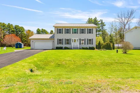 11 Roberts Court Milton VT 05468