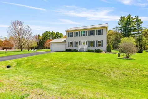 11 Roberts Court Milton VT 05468