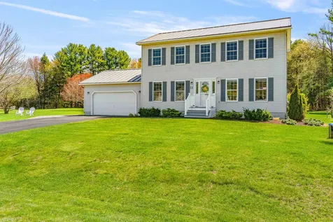 11 Roberts Court Milton VT 05468