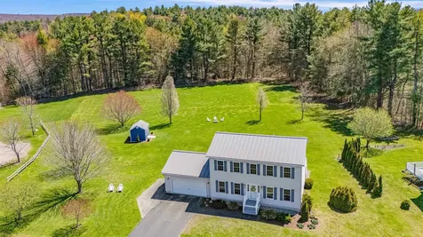 11 Roberts Court Milton VT 05468