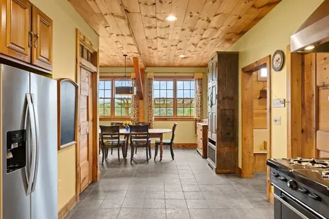 158 Rice Road Hartland VT 05048