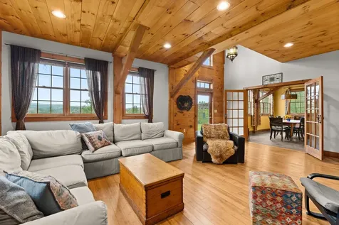 158 Rice Road Hartland VT 05048