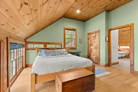 158 Rice Road Hartland VT 05048