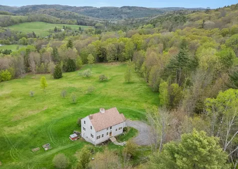158 Rice Road Hartland VT 05048