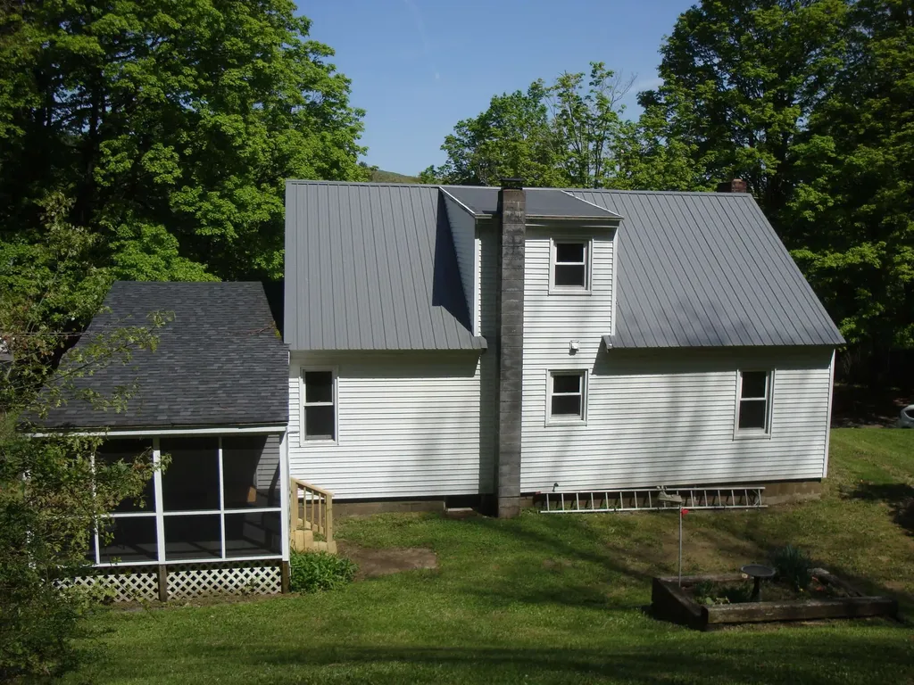 96 Brattle Street Brattleboro VT 05301