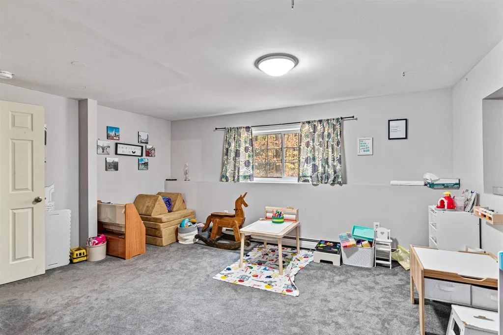 14 Pointe Drive Essex VT 05452