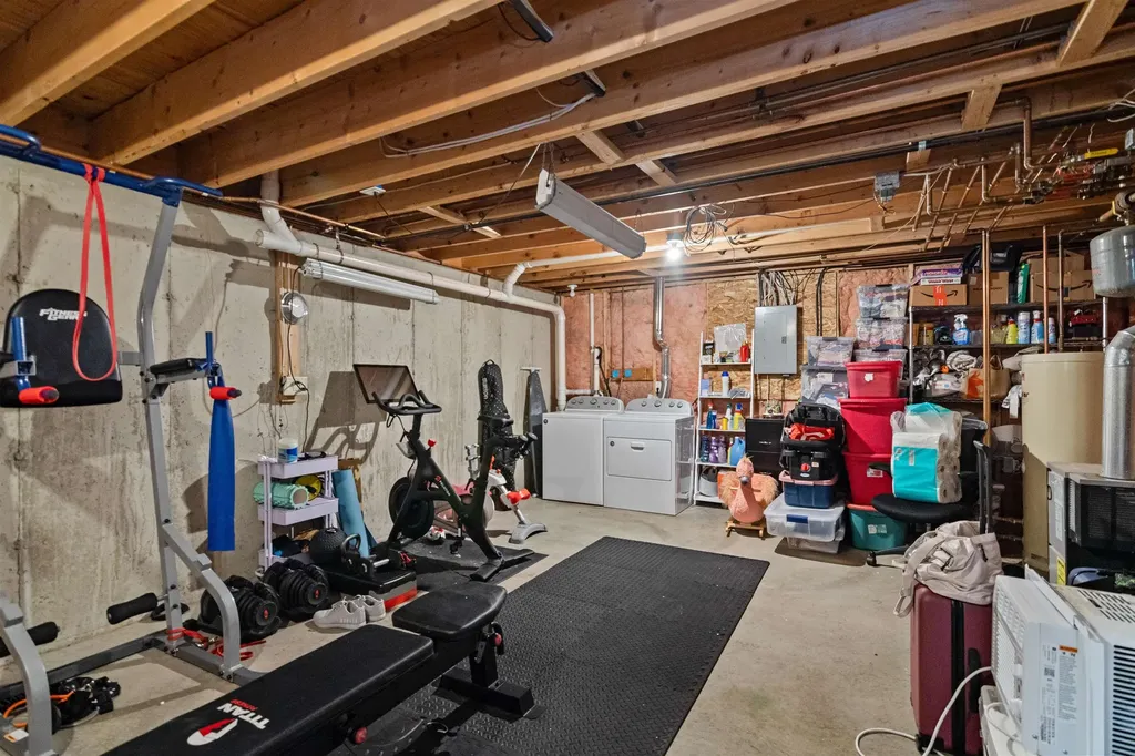 14 Pointe Drive Essex VT 05452