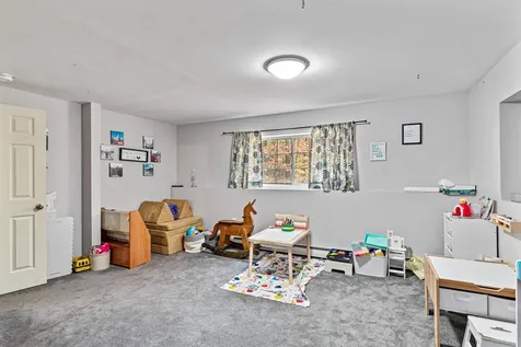 14 Pointe Drive Essex VT 05452