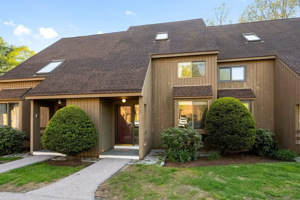 5 Webster Court Merrimack NH 03054