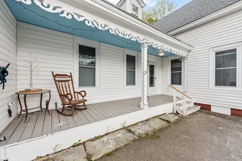 75 Highland Street Plymouth NH 03264