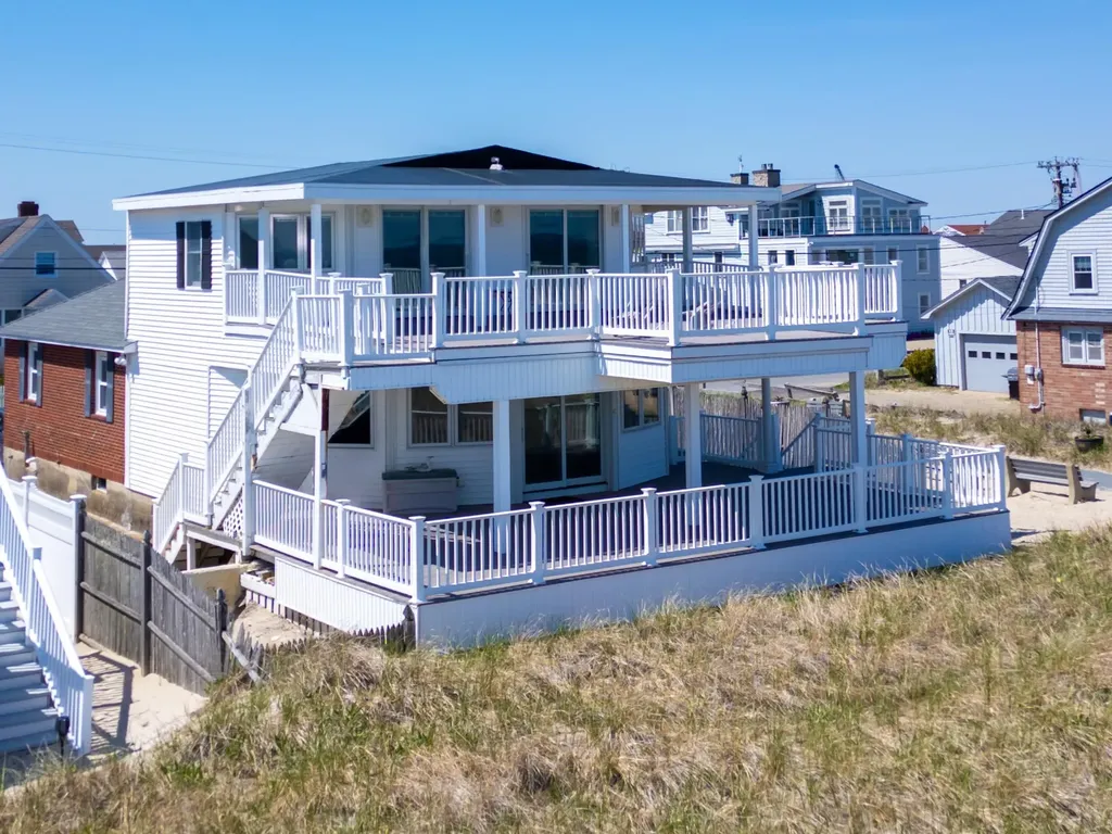 103 Ocean Drive Seabrook NH 03874