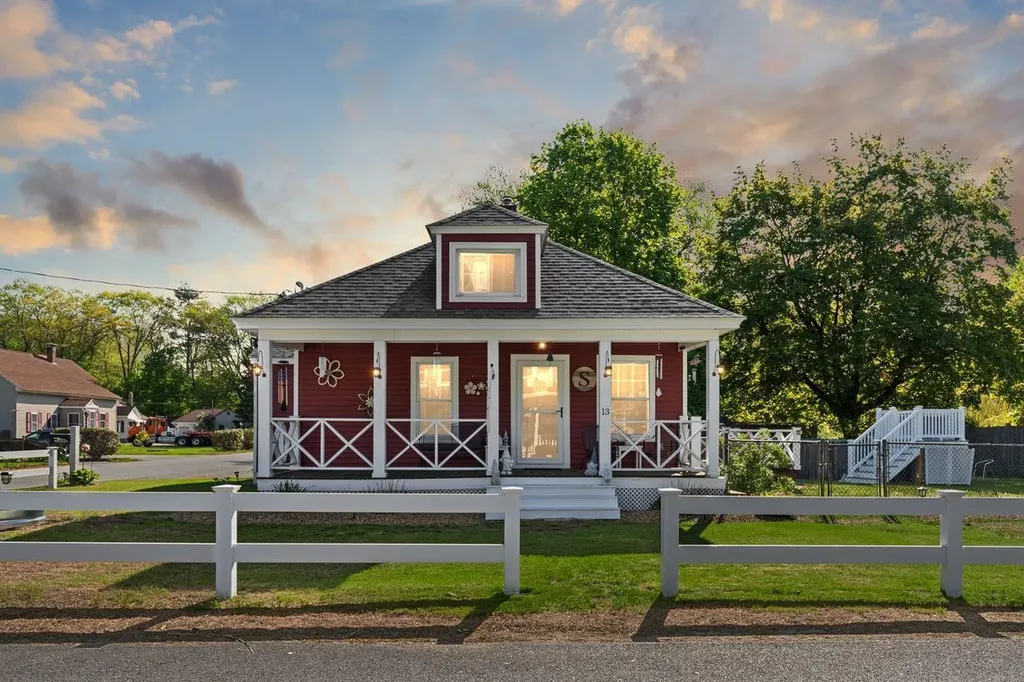 13 Granite Avenue Salem NH 03079