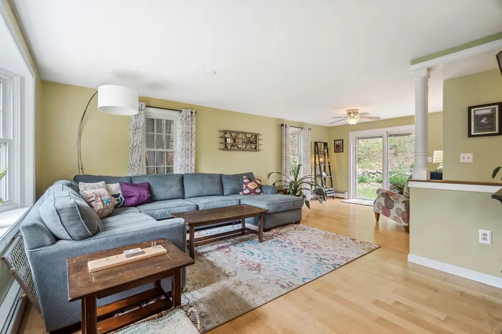 30 Fox Ridge Road Epping NH 03042