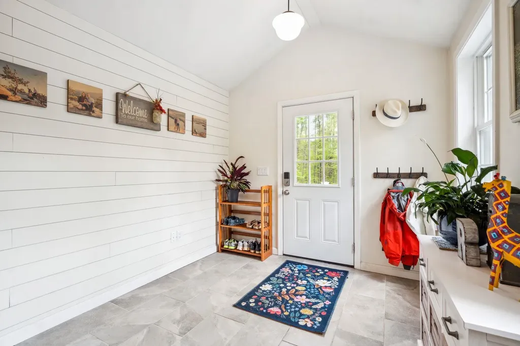 30 Fox Ridge Road Epping NH 03042