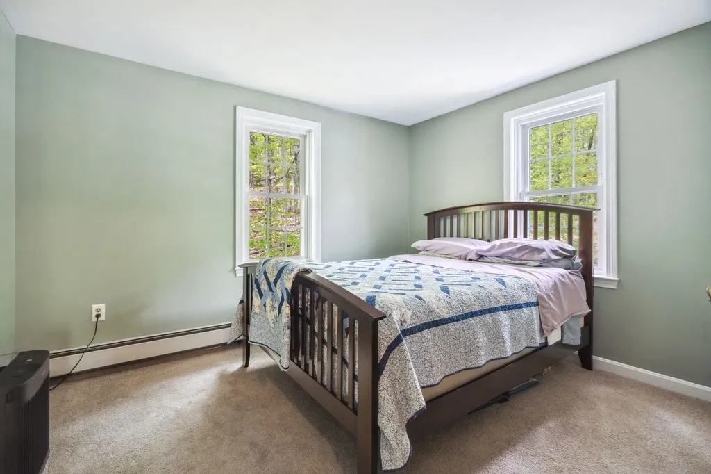 30 Fox Ridge Road Epping NH 03042
