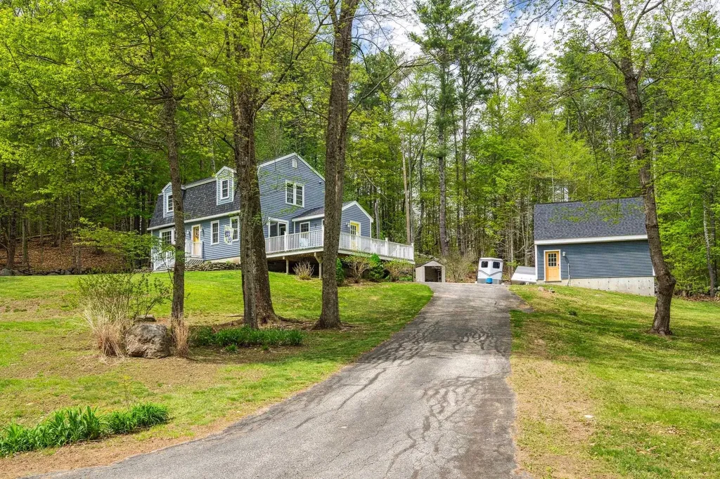 30 Fox Ridge Road Epping NH 03042