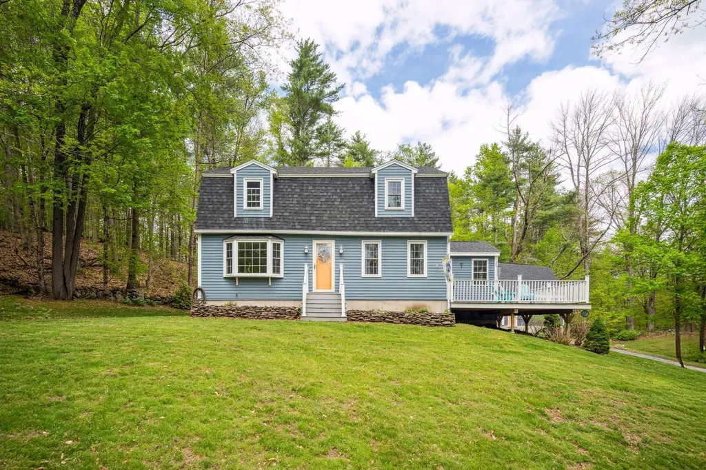 30 Fox Ridge Road Epping NH 03042