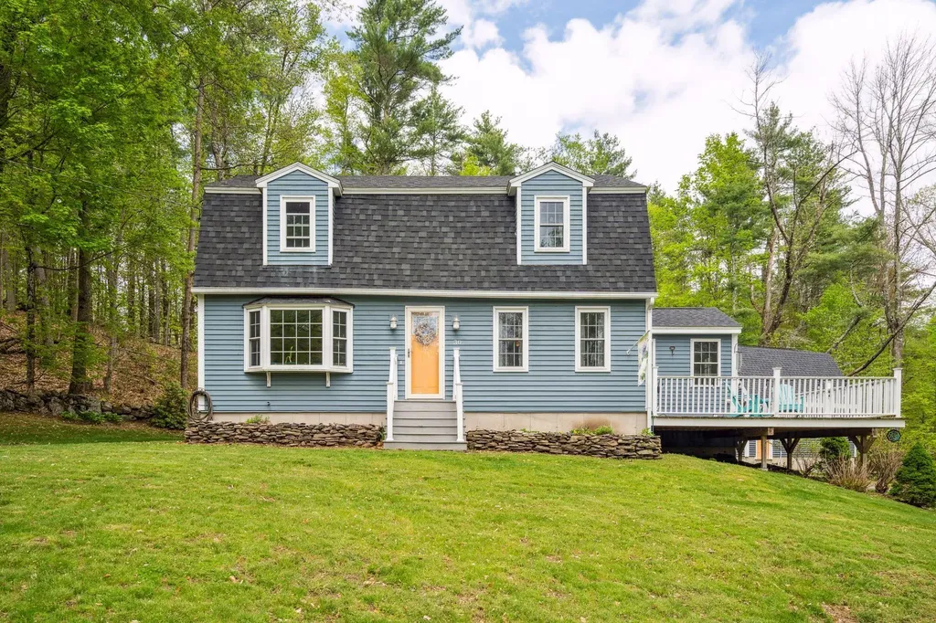 30 Fox Ridge Road Epping NH 03042