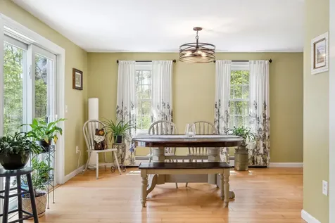 30 Fox Ridge Road Epping NH 03042