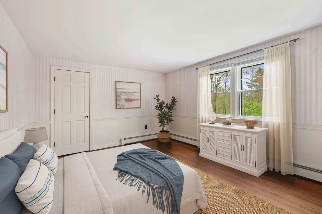 118 Old Coach Road New London NH 03257