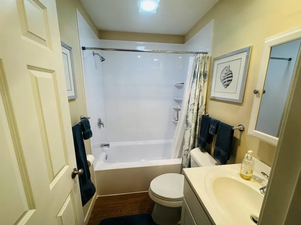 133 Colonial Drive Hartford VT 05001