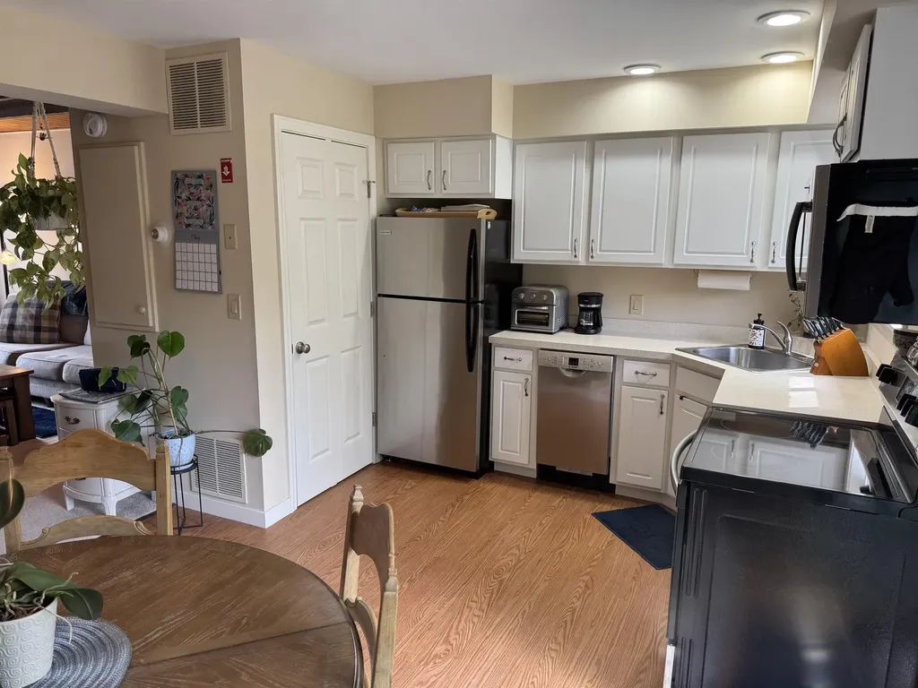 133 Colonial Drive Hartford VT 05001