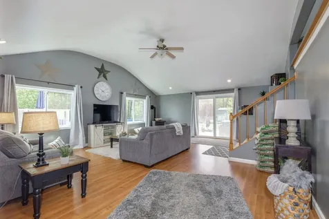 95 Belmont Drive Merrimack NH 03054