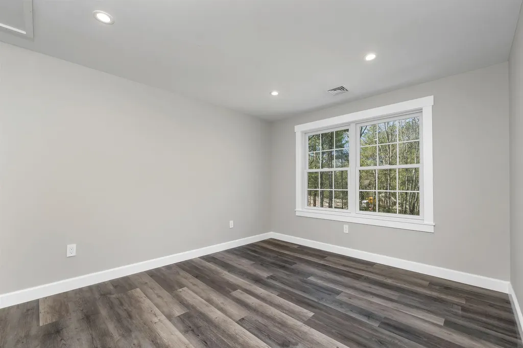 34 Saint Moritz Drive New Durham NH 03855