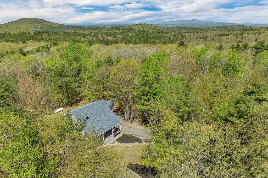 34 Saint Moritz Drive New Durham NH 03855