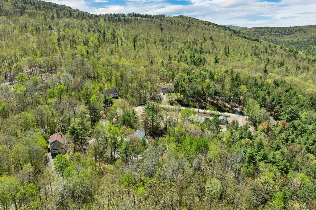 34 Saint Moritz Drive New Durham NH 03855