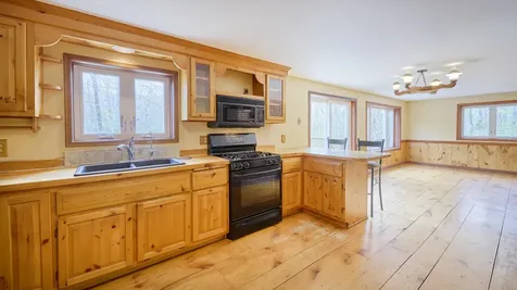 249 Chestnut Hill Road New Boston NH 03070