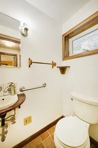 249 Chestnut Hill Road New Boston NH 03070